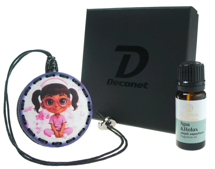 Zapach do samochodu drewniana zawieszka Deconet położna
