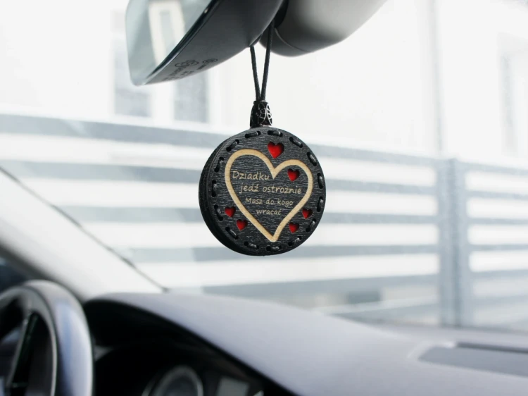 Zapach do auta prezent na dzień dziadka