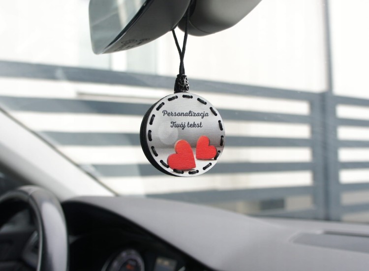 Zapach-do-auta-drewniana-personalizowana-zawieszka-prezent-na-walentynki-Producent-nieznany-producent.jpg