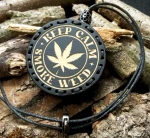 Zapach do samochodu drewniana zawieszka Deconet Black Premium Wood - Keep Calm Smoke Weed