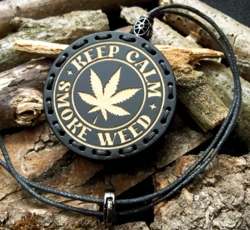 Zapach do samochodu drewniana zawieszka Deconet Black Premium Wood - Keep Calm Smoke Weed