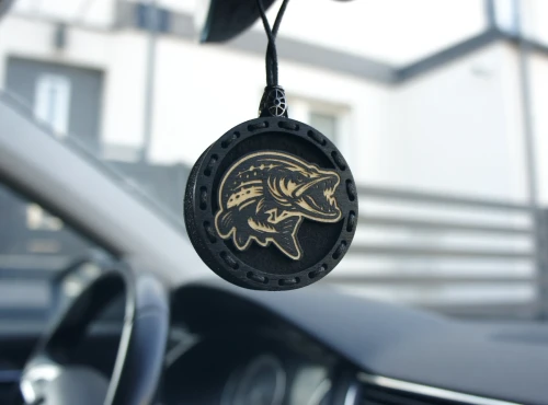 Zapach do samochodu drewniana zawieszka Deconet Black Premium Wood - Szczupak