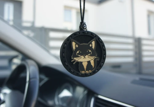 Zapach do auta drewniana zawieszka Deconet Black Premium - Kot