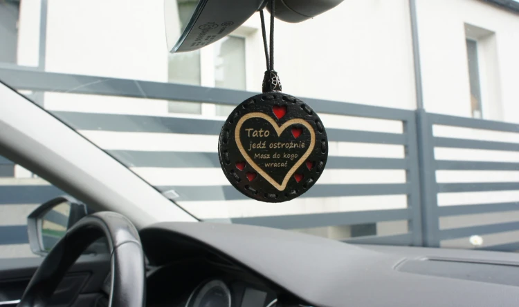 Zapach do samochodu drewniana zawieszka Tato jedź ostrożnie