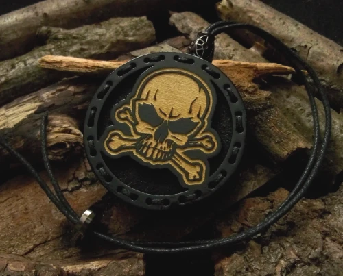 Zapach do samochodu drewniana zawieszka Deconet Black Premium Wood - Czaszka